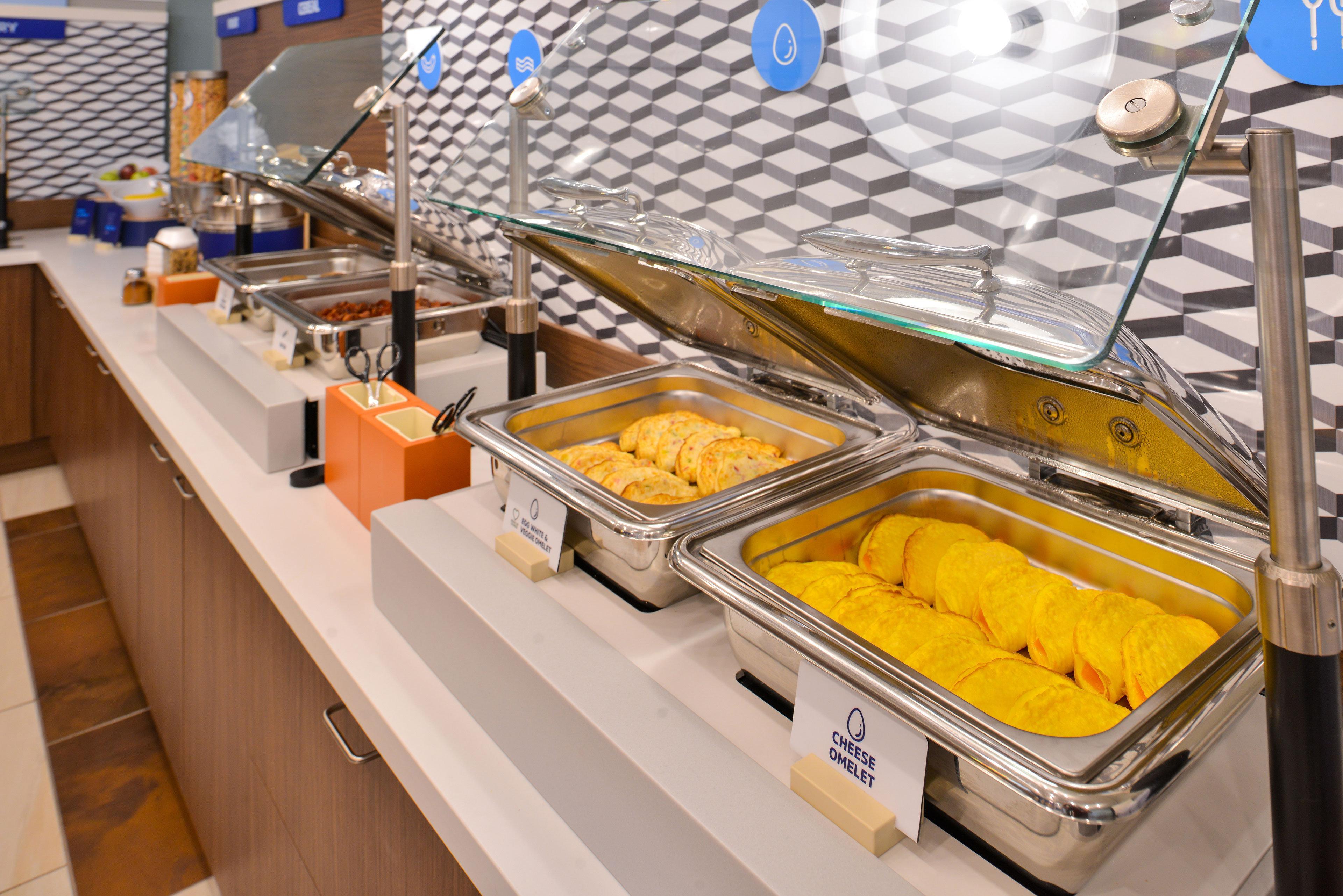 Holiday Inn Express & Suites By Ihg Altoona By Ihg Buitenkant foto
