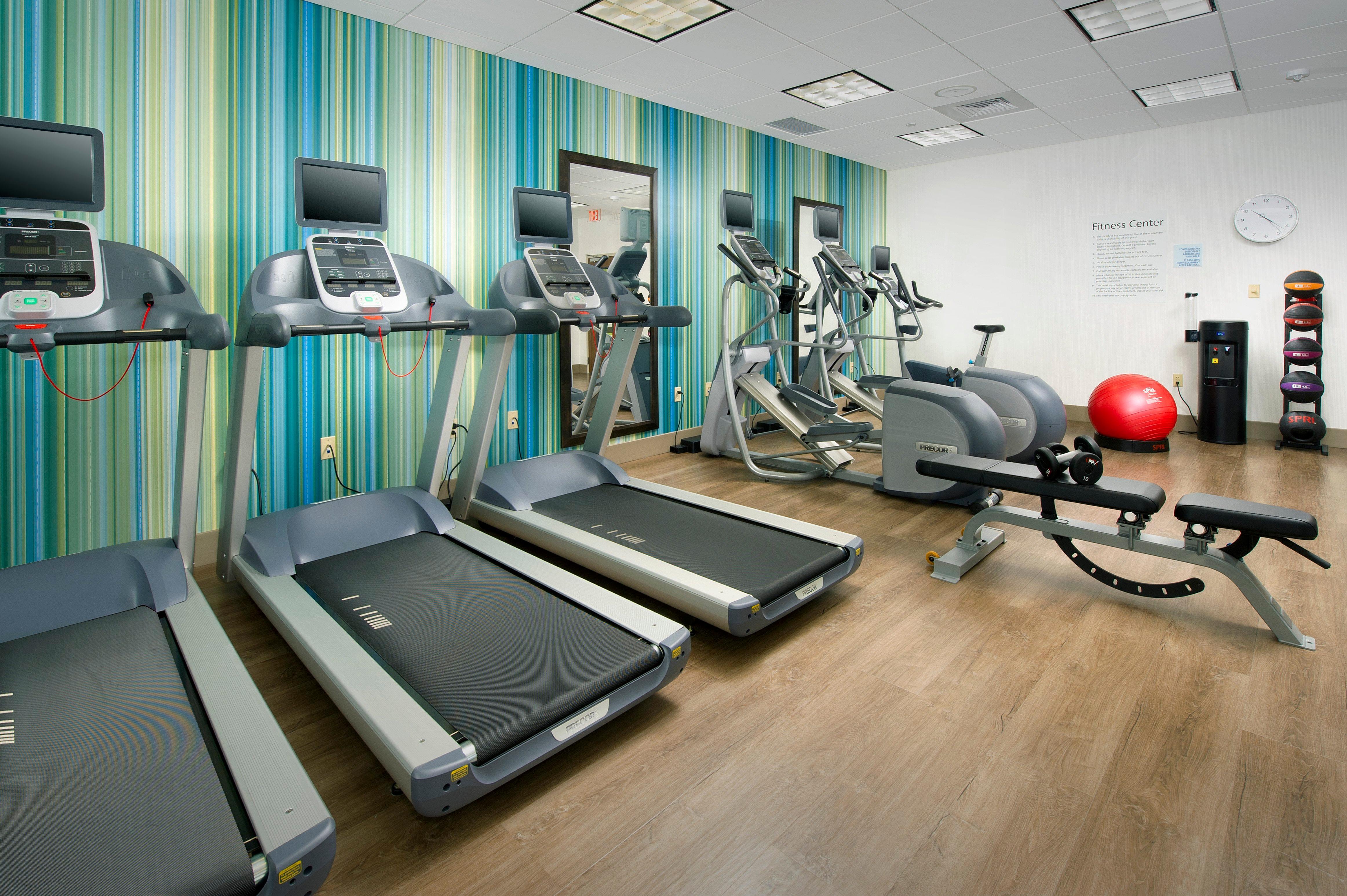 Holiday Inn Express & Suites By Ihg Altoona By Ihg Buitenkant foto
