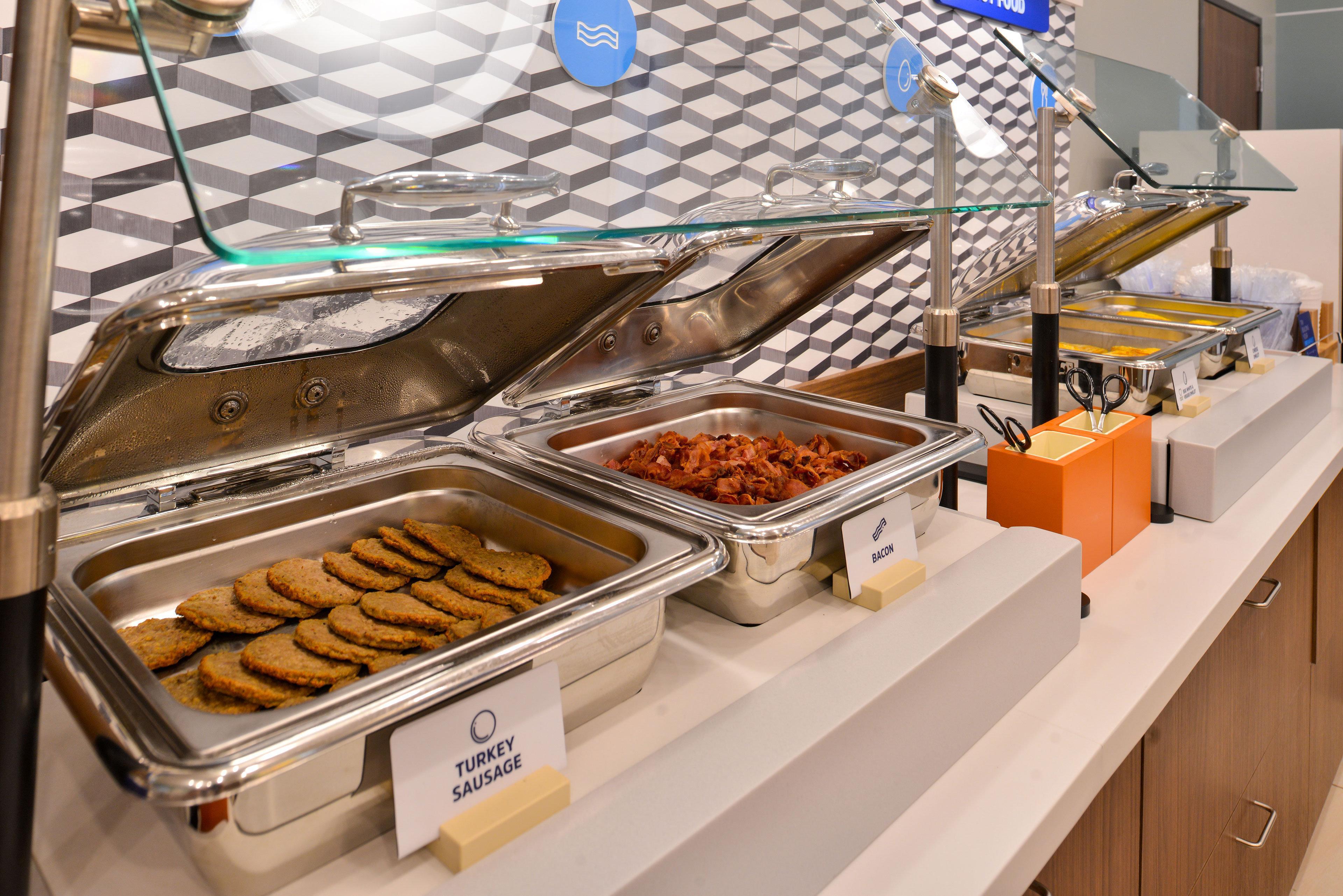 Holiday Inn Express & Suites By Ihg Altoona By Ihg Buitenkant foto