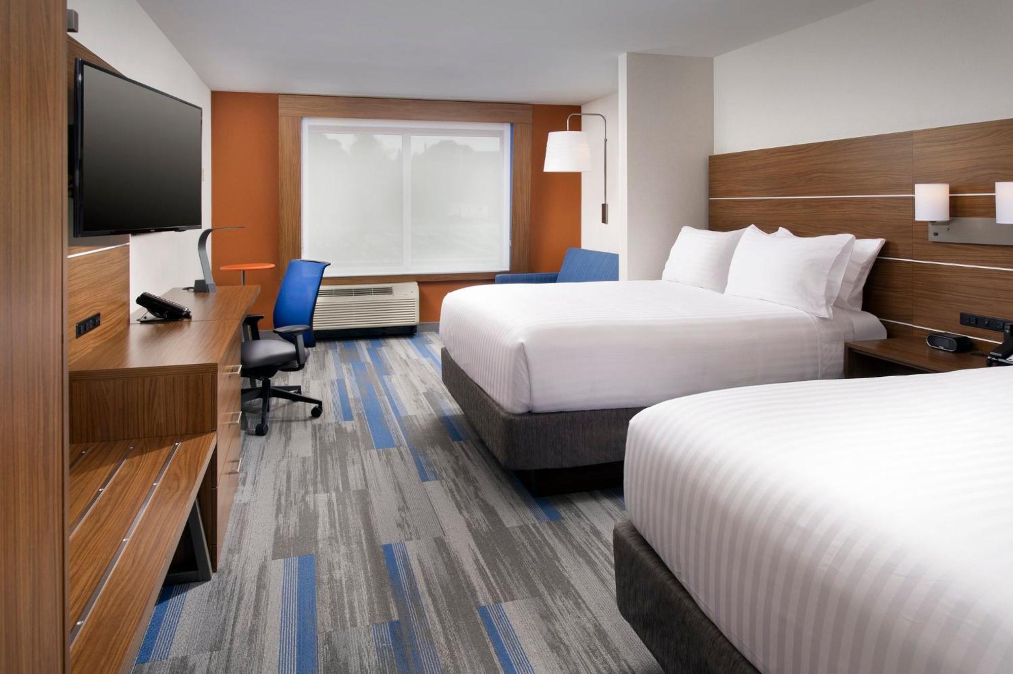 Holiday Inn Express & Suites By Ihg Altoona By Ihg Buitenkant foto
